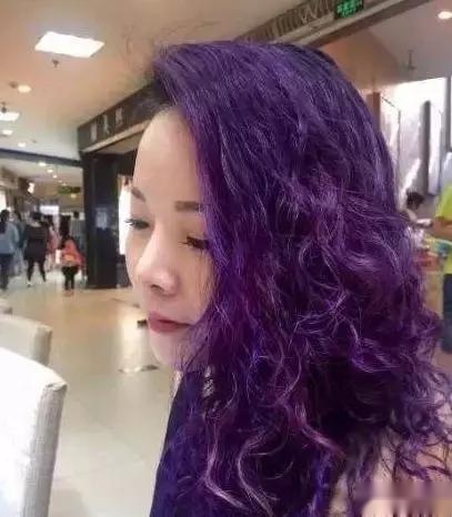 通报来了！保时捷车主有几辆车？交通违规真的打个电话全部改？