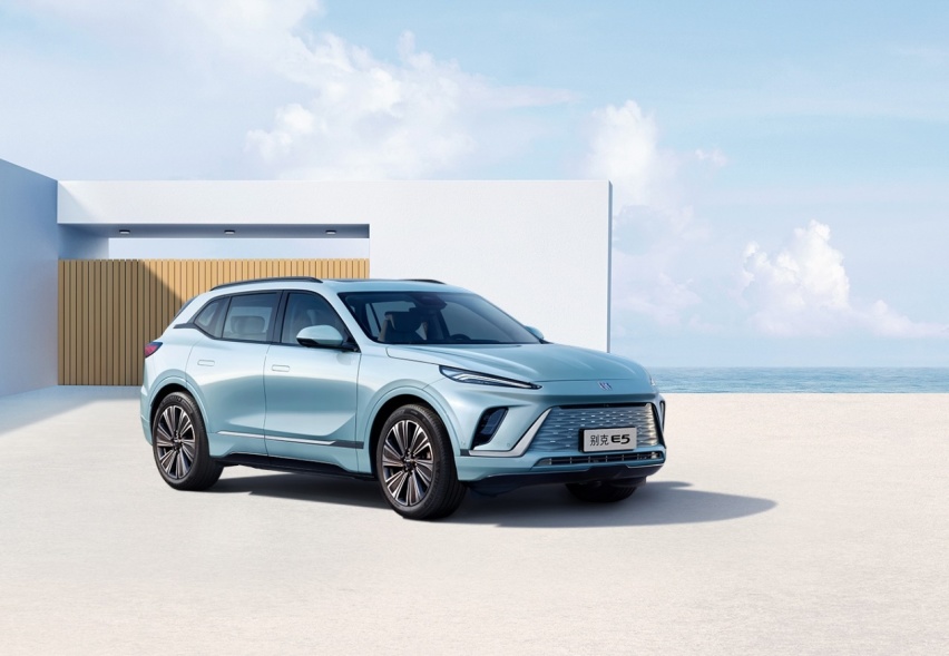 起步价差了近5万 中大型纯电SUV 别克E5与大众ID.6 X怎么选？