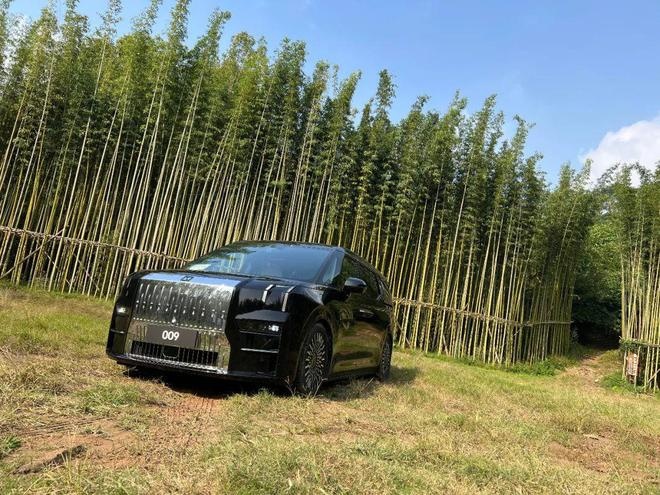 它其实就想做好自己 体验极氪009 有点话想说