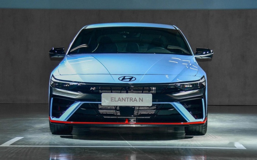还买啥TYPE R！现代高性能车伊兰特N只需25.98万，能5.3秒就
