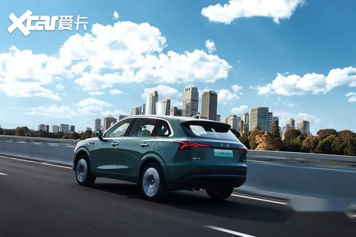 获得感拉满！红旗HS6 PHEV正式上市