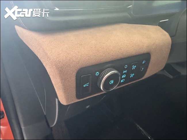 27款探险者昆仑巅峰，依然硬派，依旧能打