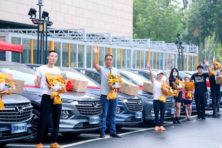 这才是爆款！五菱凯捷上市8个月劲销6万台，订单还在火爆攀升中