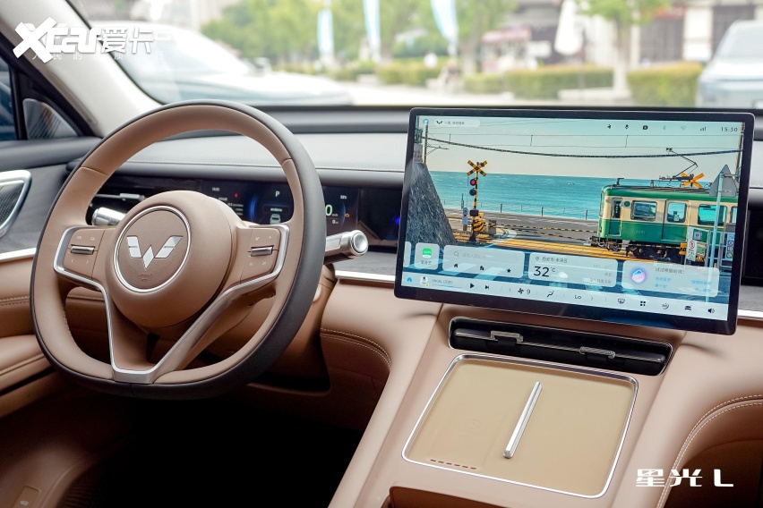 长续航大六座SUV，五菱星光L西安首批车主交车仪式