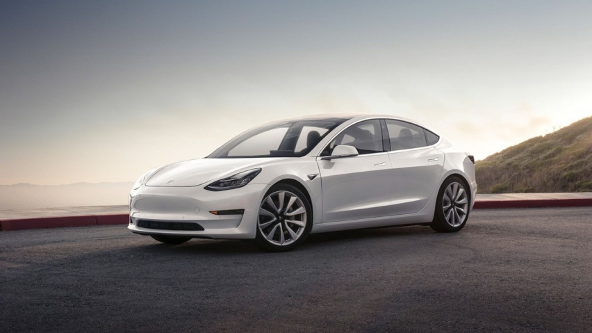 20万+级新能源轿车的唯二之选：Model 3、比亚迪汉谁开起来更惊艳