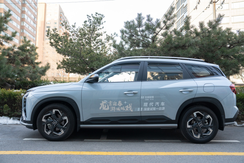 龙宵迎春 游城观戏 试驾现代汽车游览只有红楼梦·戏剧幻城