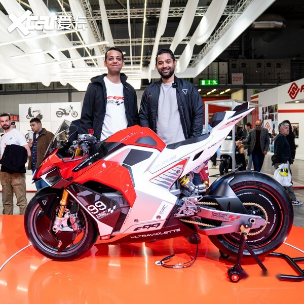 Niraj Rajmohan (CTO) and Narayan Subramaniam (CEO) at EICMA 2023 with Ultraviolette F99 Factory Racing Platform Niraj Rajmohan (CTO) and Narayan Subramaniam (CEO) at EICMA 2023 with Ultraviolette F99 Factory Racing Platform