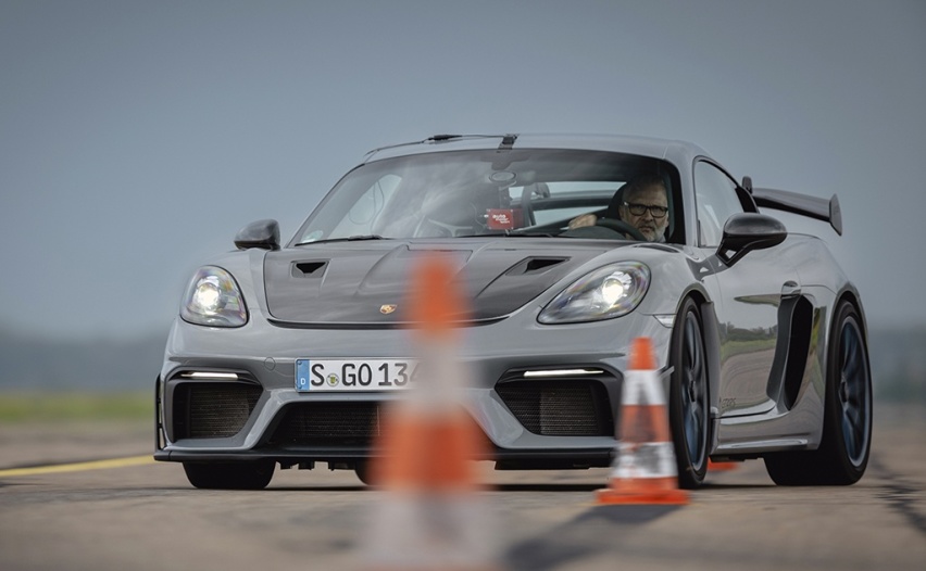 灰色的超新星：保时捷718 Cayman GT4 RS