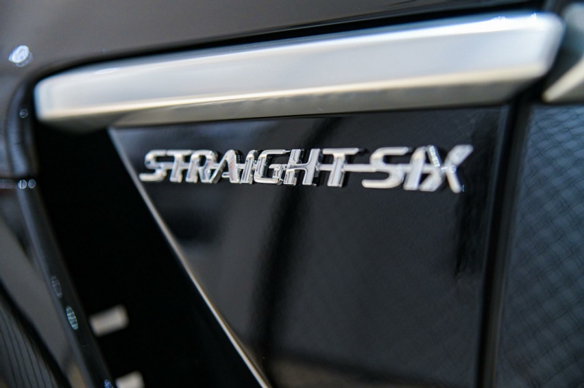 卓越性能+英伦贵族格调 阿斯顿·马丁DBX STRAIGHT-SIX品鉴