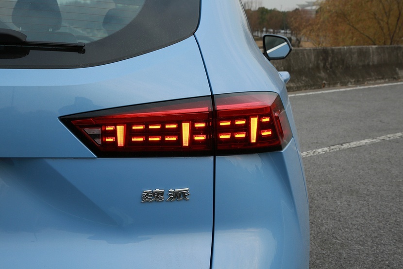 【帮你选车】零百加速7.2秒 油耗还很低 试驾玛奇朵DHT-PHEV