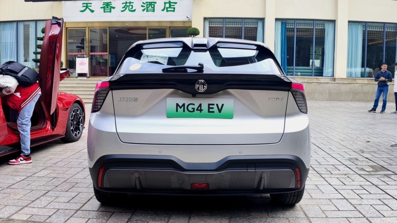 试驾MG4 EV，欧洲销冠究竟是什么样子？