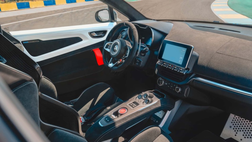 限量一百台，售价第二贵，Alpine A110R勒芒版亮相