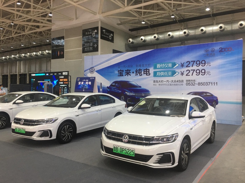 农村只买微型电动车？新能能源车下乡，瓜分5亿农村市场