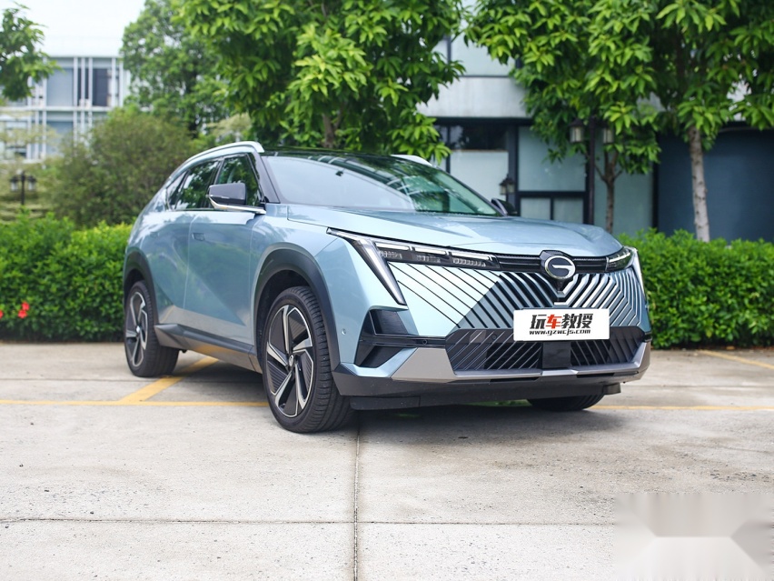 13.99万起买混动SUV！空间超同级 油耗还比三缸低？