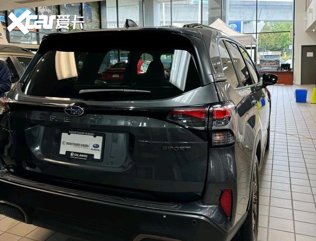 全新斯巴鲁森林人，约20万元，外观硬朗霸气，搭载2.5L混合动力！