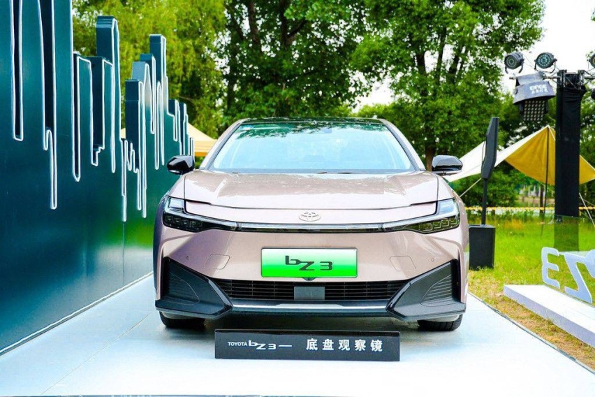 高性价比家用舒适纯电轿车 试驾一汽丰田bZ3