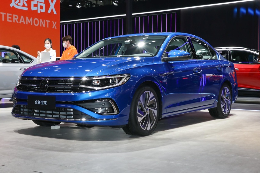 宝来1.5T车型售14.39万，动力提升至160马力，配L2级驾驶辅助