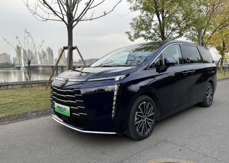 2024首周新能源MPV销量出炉：前三名差距缩小，自主品牌表现抢眼