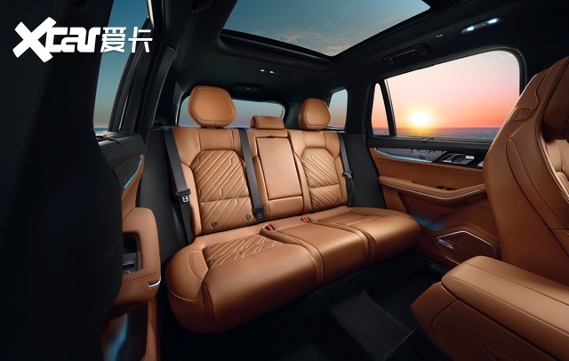 领克09五座直降5万!空间更宽敞 动力续航却被缩短了?