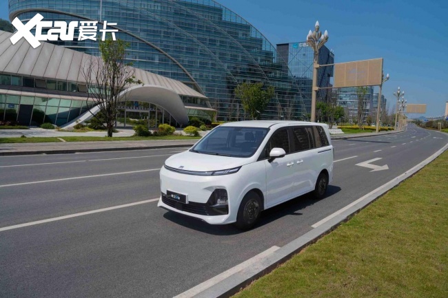 别盲目跟风！买商用MPV，这几个坑一定要避开
