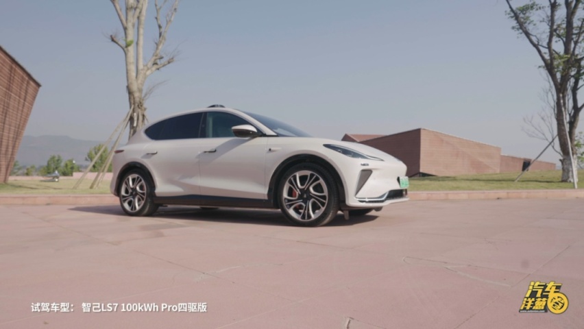 这台大5座SUV，后排座椅绝了！