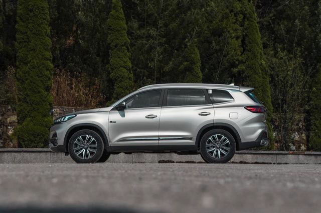  10万就能买到7座中型SUV？新款瑞虎8值不值