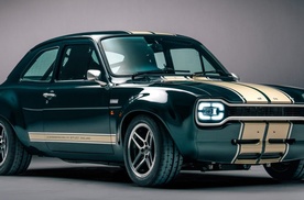 福特护航Mk1 RS，万转自吸325匹马力，仅895公斤