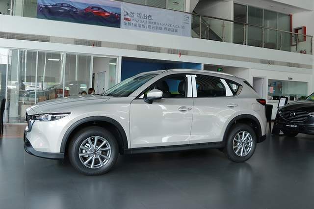 SUV中的清新流，2022款马自达CX-5到店实拍，内外均有调整