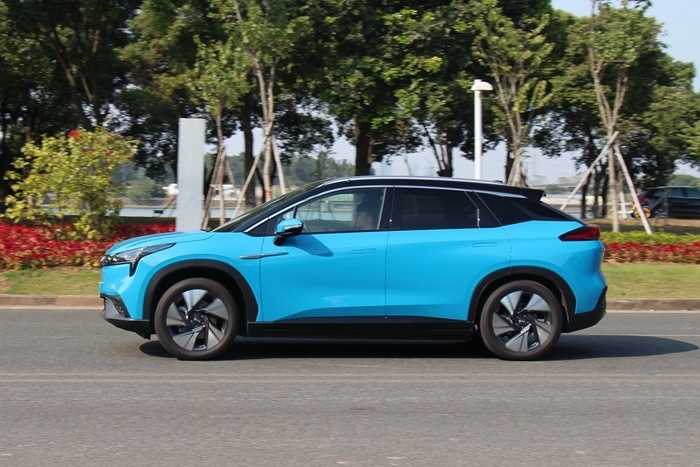广汽 Aion LX 性能测试：续航爆炸长的自主电动车！
