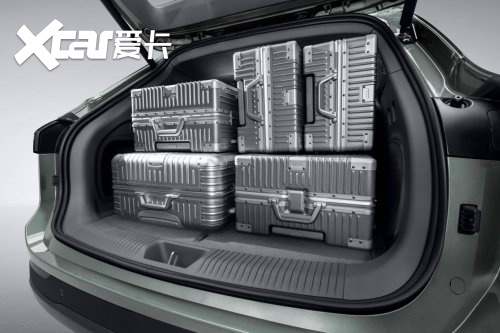 红旗HS6，新能源SUV推荐榜单的耀眼之星