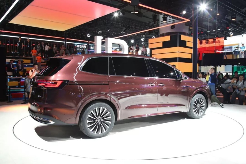 不想跟风买SUV？不妨看看车展上这几款轿车，最后一款最安逸！