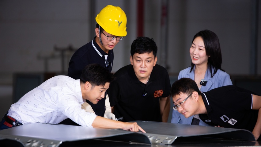 探秘岚图世界级4.0数字工厂 见证岚图FREE的诞生
