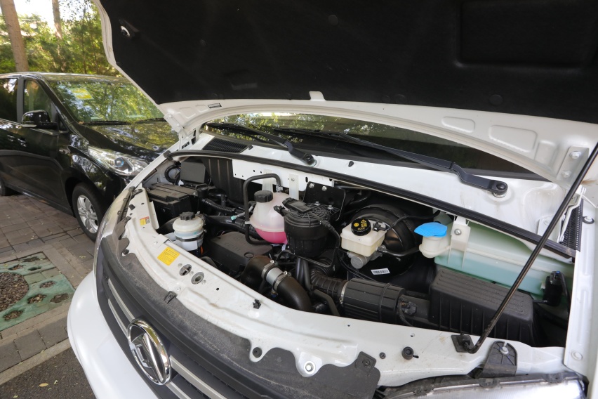 货运好帮手,轻客好选择,实拍上汽大通MAXUS V80中轴版