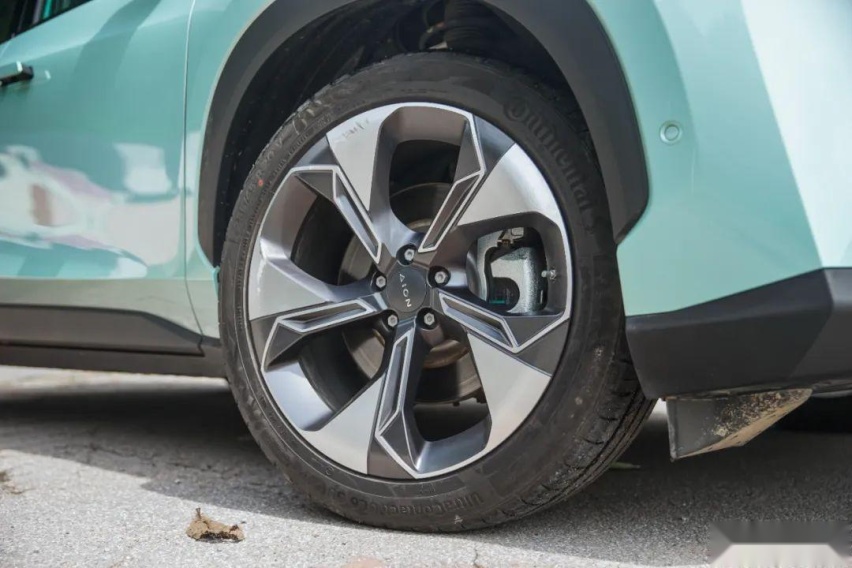 花里胡哨快走开、我要的就是实用,20万级最好的家用纯电SUV?