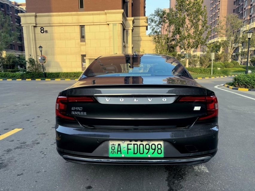 开过一次你就会爱不释手的车—沃尔沃