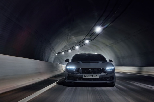 电车当道，Mustang Dark Horse如何完成绝地反击？