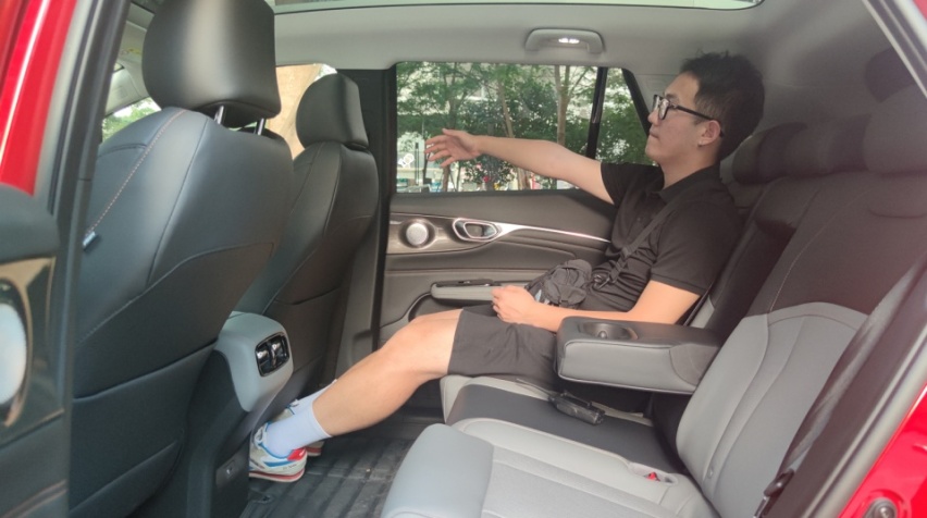 试驾丨AION V Plus不搞虚的，要玩就玩真智能