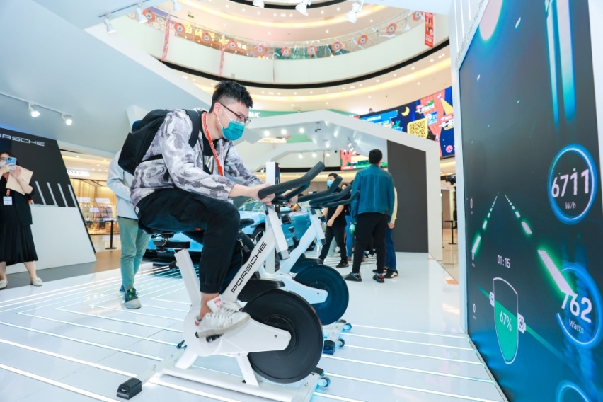 保时捷极致体验再燃激情，2021广州白云站焕新登场