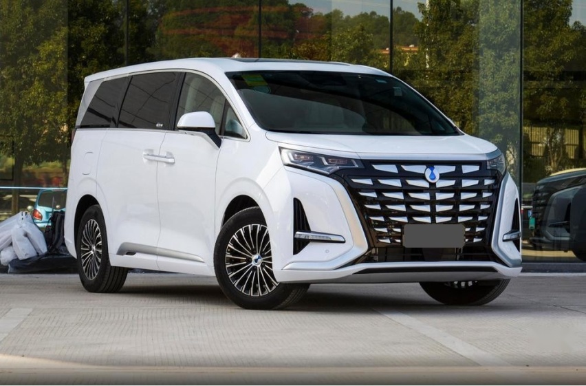 奶爸车新物种？家用7座插混MPV，传祺E9、腾势D9谁更好