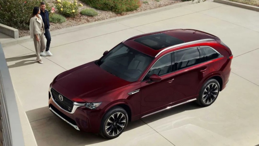 马自达CX-90亮相！3.3T直六+8AT，外观内饰不输豪华品牌