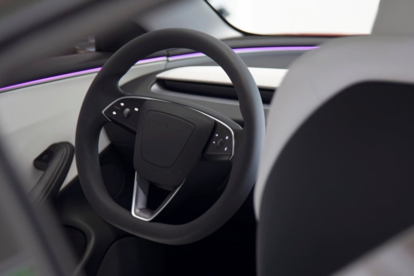 特斯拉Model 3 焕新版湖北首秀 汉口区迎来第一家新店