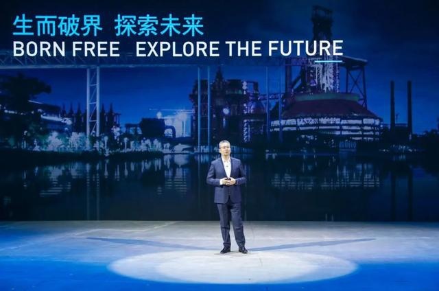 ARCFOX αT：北汽这款车要跟特斯拉、蔚来硬抗了
