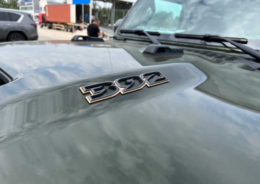 低调奢华上档次，Jeep牧马人392国内实拍，搭载6.4L V8动力系