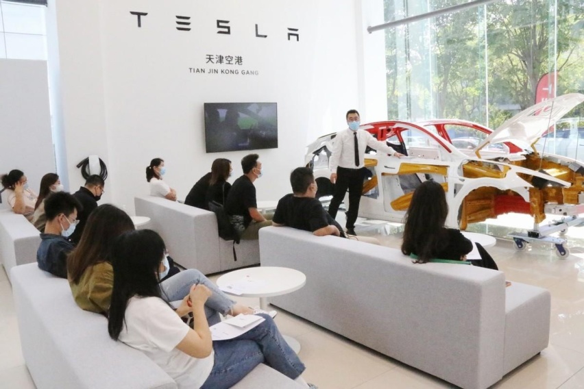 天津空港特斯拉中心开业 解密特斯拉的“五星安全”