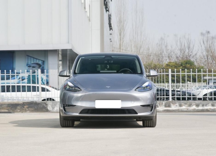 Model Y比Model 3的销量高，说明国人还是更偏爱SUV