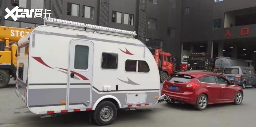 小型水滴拖挂房车_二手小型拖挂房车_2人小型拖挂房车