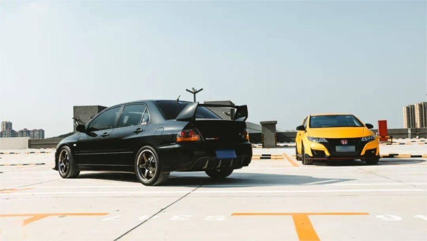 试驾本田思域Type-R FK2：放下万转自吸的本田，要用涡轮大杀四方
