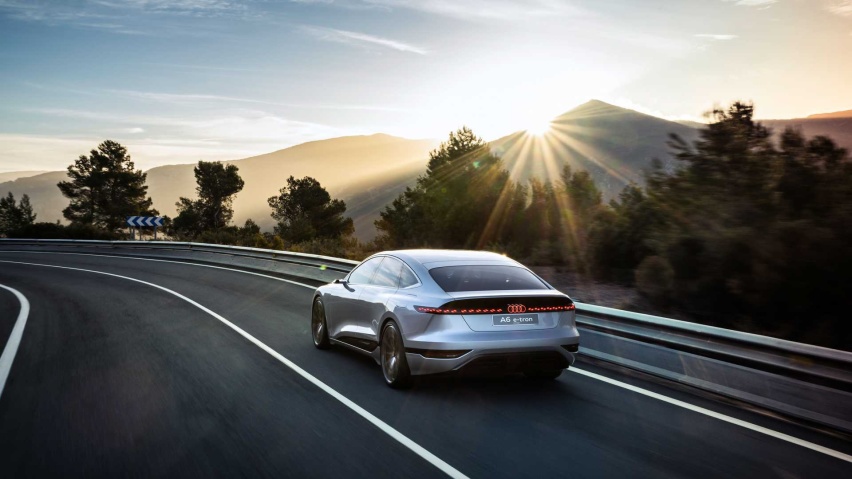 audi-a6-e-tron-concept (7).jpg
