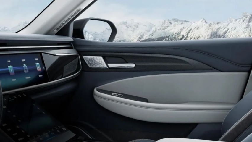 极狐阿尔法T/ Model Y/问界M5 EV，谁才是自驾出游最佳之选