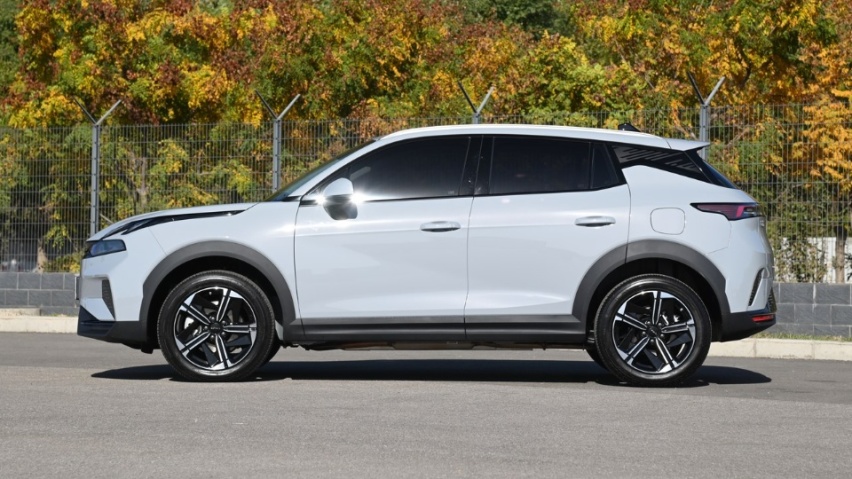 最高续航1280公里，新领克06威胁14万全部电动SUV？